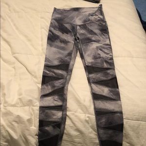 Ivivva Leggings - Size 8